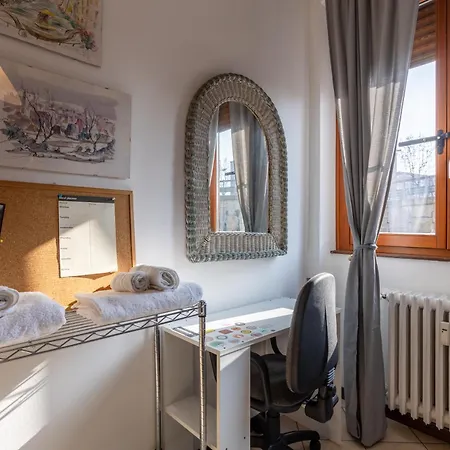 La Tana Di Mart - Zona Navigli - Vicino Metro * Μιλάνο